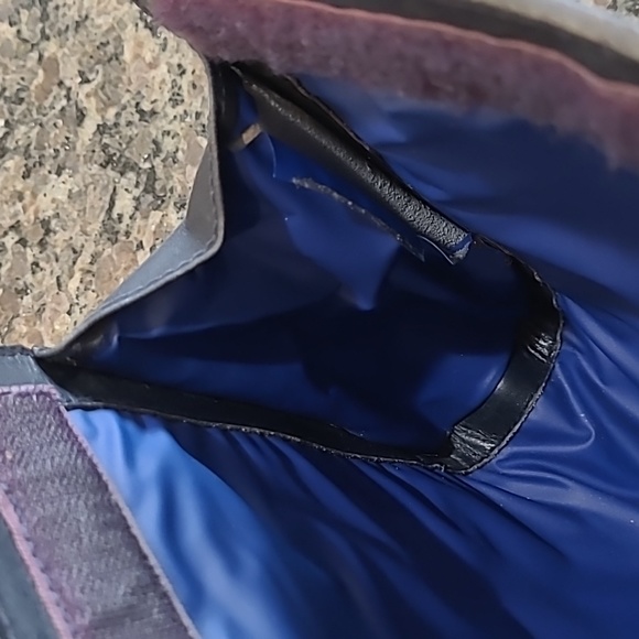 GUCCI SHERRY LINE CLUTCH - Picture 12 of 12